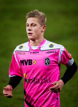 Erik Andersson, 15 år, Landskrona byts ut i sin debut