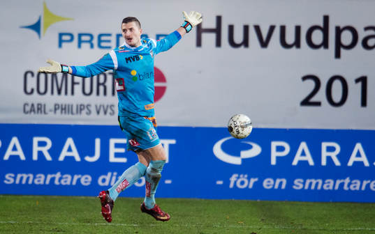 Ivo Vazgec, Landskrona river ner en spelare i Jönköping