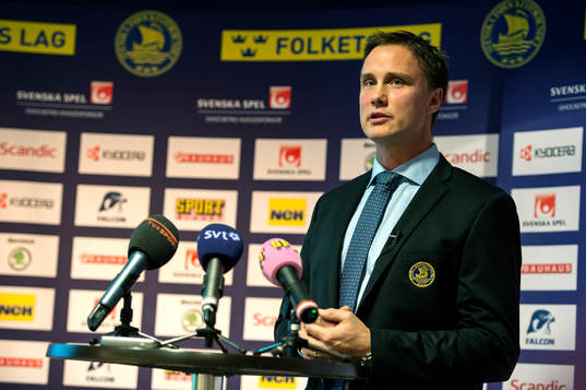 Juniorkronorna/Team 20:s huvudcoach Roger Rönnberg