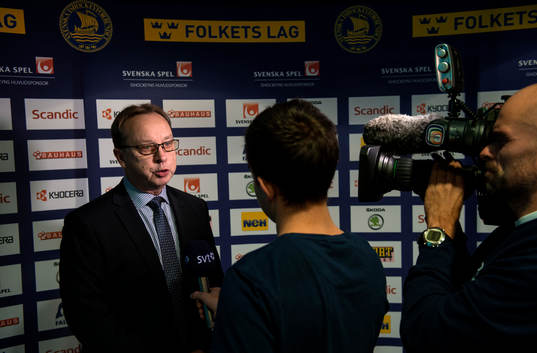 Pär Mårts, Sveriges Förbundskapten presenterar truppen