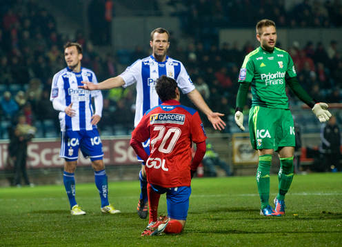 Straff, Alejandro Bedoya, Helsingborg, fälls av Hjalmar