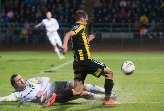 Nils-Eric Johansson, AIK. Björn Anklev, Häcken