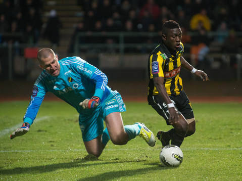 Ivan Turina, målvakt, AIK. Waris Majeed, Häcken