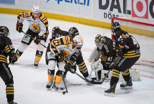 Oscar Lindberg, Skellefteå pressar AIK