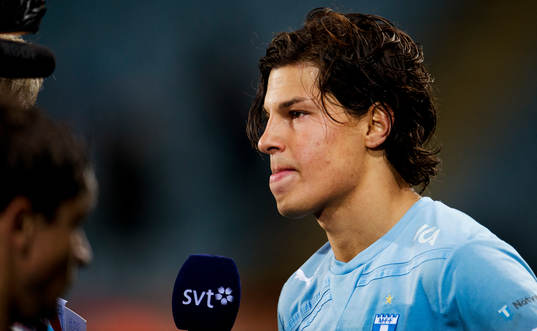 Miiko Albornoz, Malmö FF missade straff och fick prata med