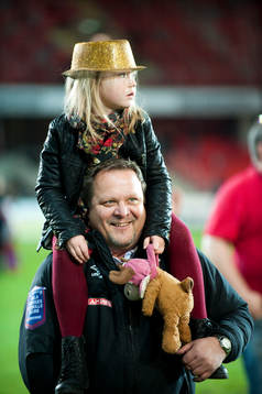 Roar Hansen med sin dotter, jubel, glädje, Östers