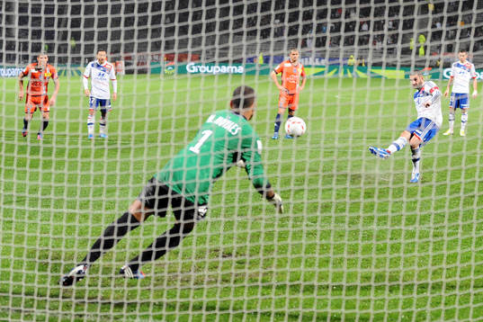But Lisandro LOPEZ - 04.11.2012 - Lyon / Bastia - 11 eme