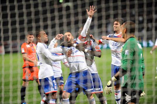Joie Lisandro LOPEZ / Bafetimbi GOMIS / Yoann GOURCUFF -