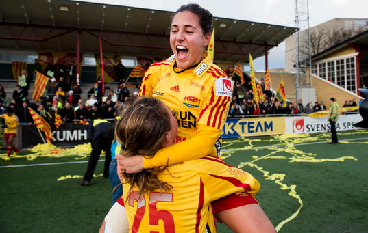 Veronica Boquete, Meghan Klingenberg, Tyresö jublar