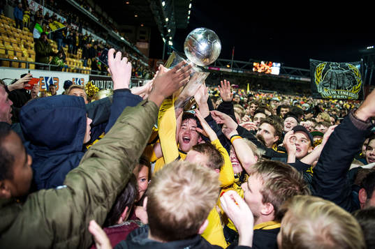 Elfsborg höjer pokalen