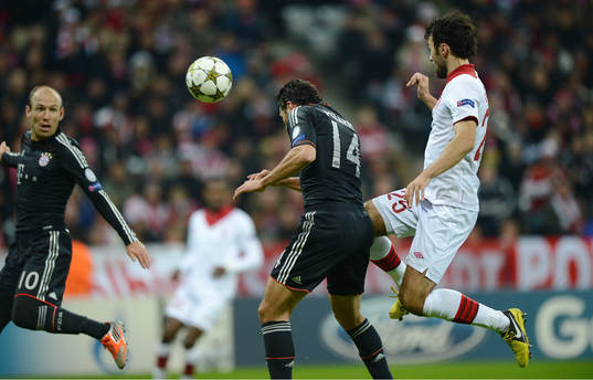 0 Tor Claudio Pizarro (Bayern), Marko Basa