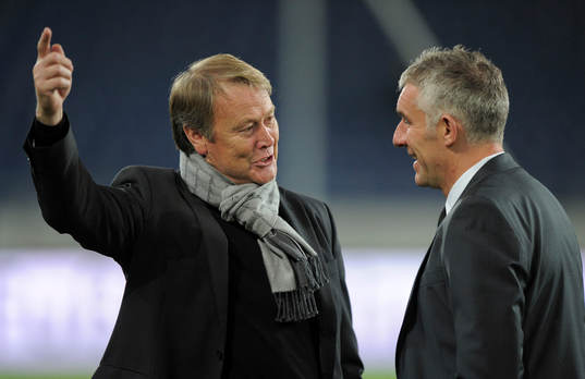 v.l. Trainer Age Fridtjof Hareide (Helsingborg), Trainer