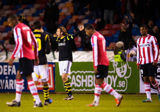 Nils-Eric Johansson, AIK, jublar på slutsignalen
