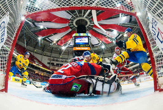 Patric Hörnqvist och Gabriel Landeskog, Sverige, oroar