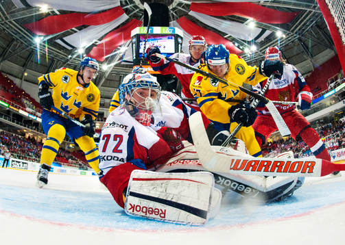 Carl Söderberg och Patric Hörnqvist, Sverige, oroar