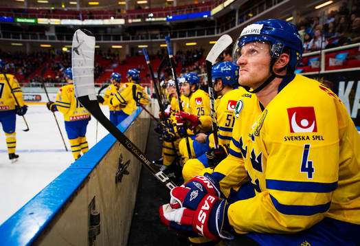 Staffan Kronwall, Sverige, sittandes i avbytarbåset