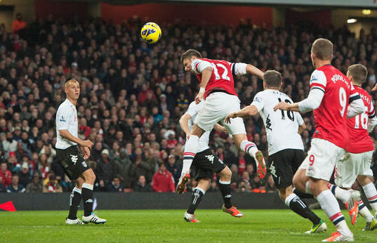 Football - Arsenal v Fulham - Barclays Premier League -