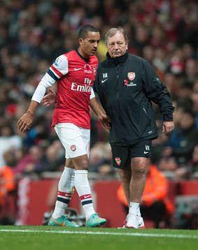 Football - Arsenal v Fulham - Barclays Premier League -