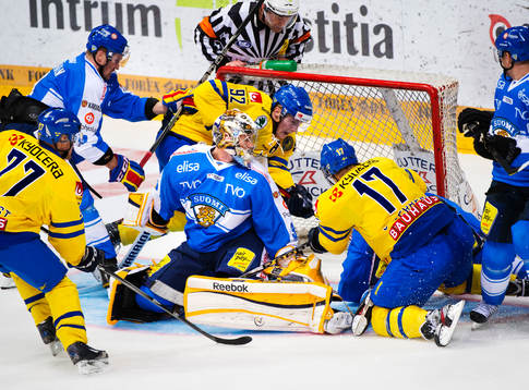 Gabriel Landeskog och Carl Söderberg, Sverige, oroar