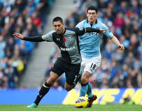 Football - Manchester City v Tottenham Hotspur - Barclays