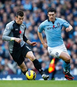 Football - Manchester City v Tottenham Hotspur - Barclays