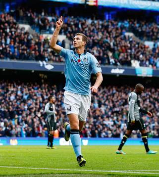 Football - Manchester City v Tottenham Hotspur - Barclays