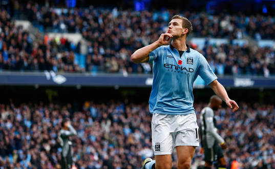 Football - Manchester City v Tottenham Hotspur - Barclays