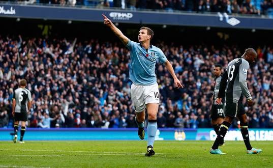 Football - Manchester City v Tottenham Hotspur - Barclays