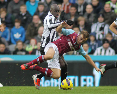 Football - Newcastle United v West Ham United - Barclays