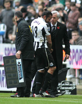 Football - Newcastle United v West Ham United - Barclays