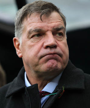 Football - Newcastle United v West Ham United - Barclays