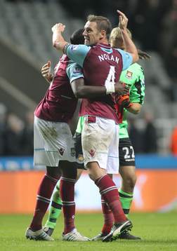 Football - Newcastle United v West Ham United - Barclays