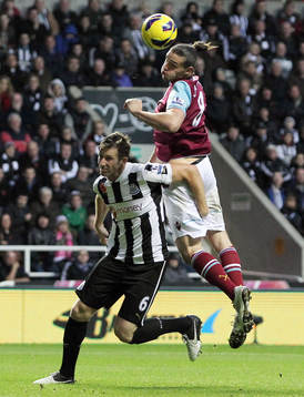 Football - Newcastle United v West Ham United - Barclays
