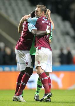Football - Newcastle United v West Ham United - Barclays
