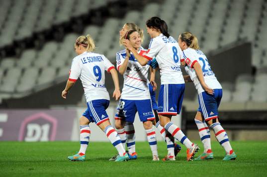 Joie Lotta Schelin - 11.11.2012 - Lyon / Montpellier -