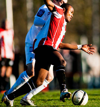 Sackey Esmond Hansen, Höllviken