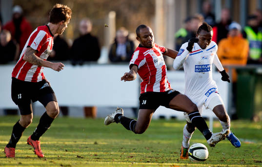 Sackey Esmond Hansen, Höllviken, May Mahlangu, Helsingborg