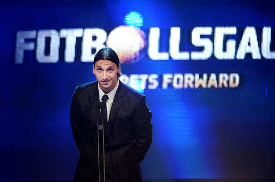 Zlatan Ibrahimovic får pris som årets anfallare