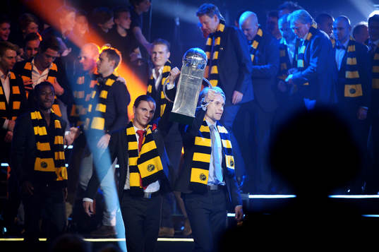 Svenska mästarna Elfsborg hyllas på scenen