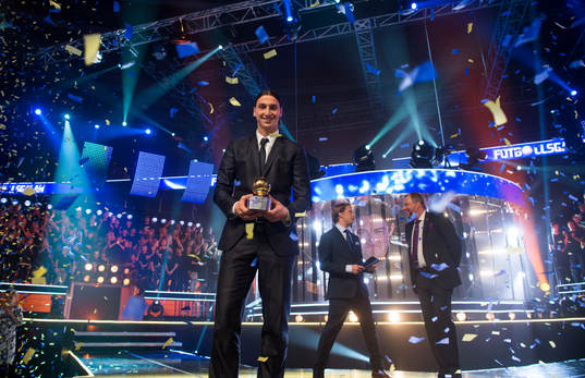 Zlatan Ibrahimovic med Guldbollen