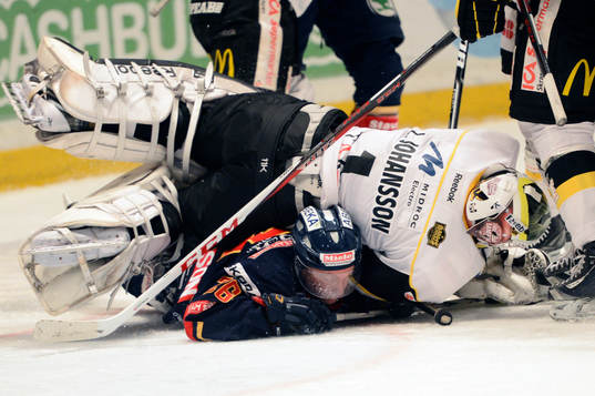 Tim Eriksson, Djurgården blir överkörd av Västerås