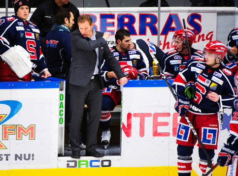 Johan Strömwall, tränare Södertälje, är upprörd