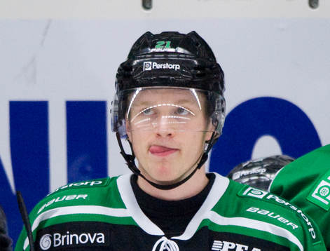 2 mål, Ted Brithén, Rögle, slickar sig om munnen