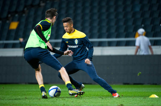 Tobias Sana utamanar Mikael Lustig