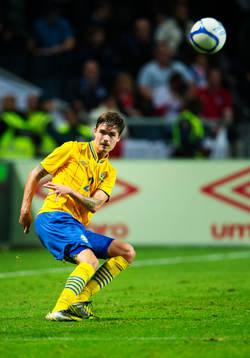 Mikael Lustig, Sverige