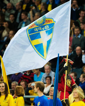 Gotländska riddare red in på plan innan matchstart