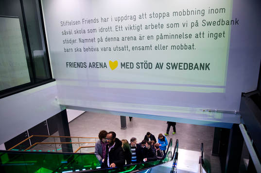 Rulltrappa inne i Friends Arena