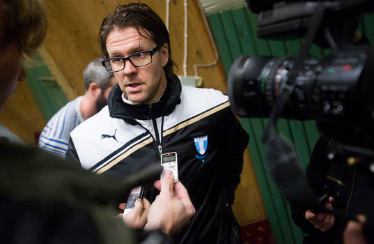 Rikard Norling, tränare Malmö FF, svarar på frågor
