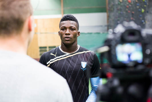 Benjamin Fadi, 17år, Ghana, provspelar för Malmö FF