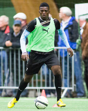 Benjamin Fadi, 17år, Ghana, provspelar för Malmö FF